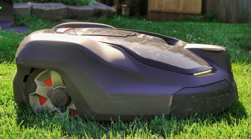 Lawn Mowing Robots Are Here, but Face the Same Challenges as Robot Vacuums